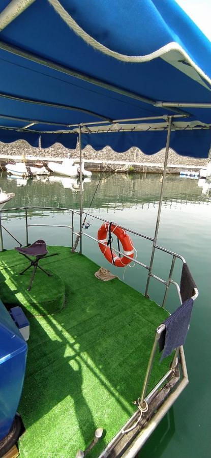 House Boat Hotel Torre del Greco Exterior photo